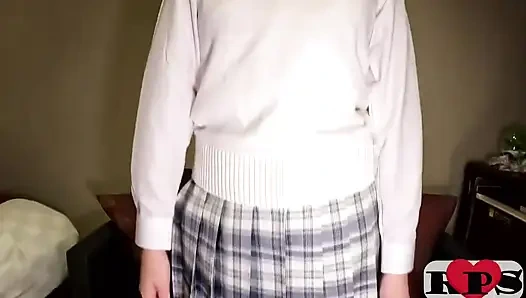 Atemberaubende f-cup-schönheit taucht auf, ihre perfekte Figur und ihr strahlendes Lächeln lässt keine Bedauern - 1