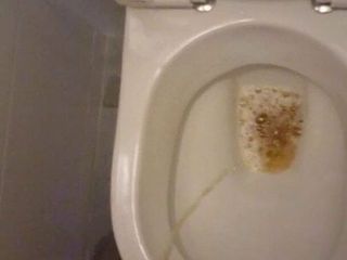 मूतना करने के लिए शौचालय