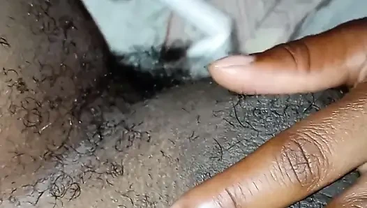 Cewek ini ngentot kontol raksasa pria kulit hitam ini di bulan januari 2026