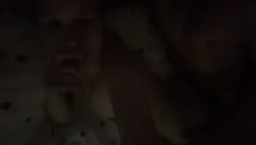 Evde kimse yokken üvey kardeşimi sıkı vajinamı siktirdim