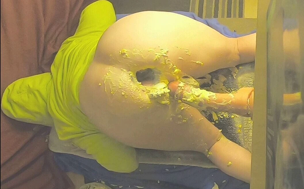 Pantat femboy lapar 1 - salad stuffin telur ayam