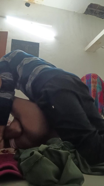 Geneukt door leraar tijdens persoonlijke opleiding | Clip 1