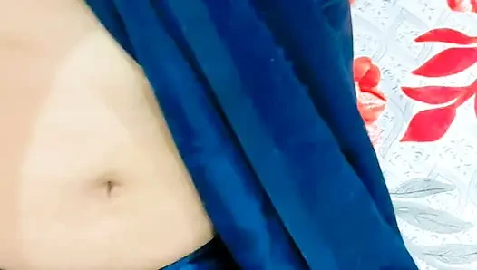 Hintli evli kadın edepsiz priya yenge husand evde yokken sevgilisiyle çok sert sikiliyor