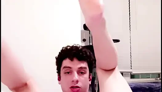 White whore showing pussy