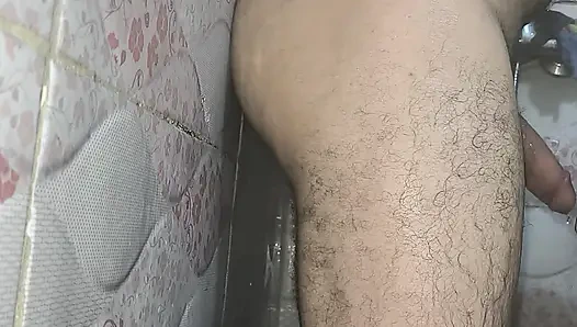 Azgın Mısırlı orta yaşlı seksi kadını ateşli arap seks banyosunda sikiyor