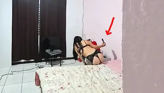I caught my wife taking sexy photos for her lover