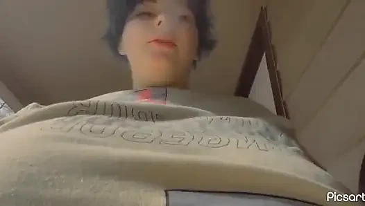 Smoking and Tit Play