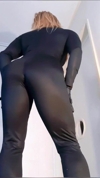 Jaw-dropping moment from "Ass in Black Catsuit"