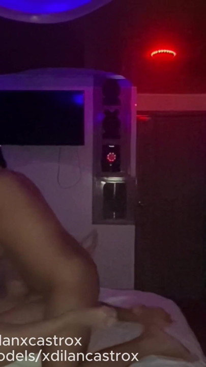 VÍDEO COMPLETO FOLLANDO A PELO EL COÑO ENORME DE UN TWINK PASIVO HASTA CORRERME DENTRO DE ÉL | Clip 3
