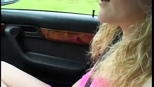 Abgeschleppte blondine wird gefickt und gesichtsbesamt