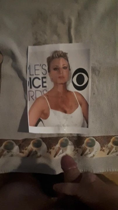 Трибьют спермы для Kaley Cuoco