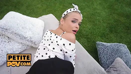 Deine nachbarin alexa Flexys anal Überraschung