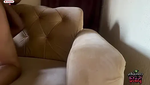 Ich werde meinen fetten runden arsch in meinem haus gefickt bekommen