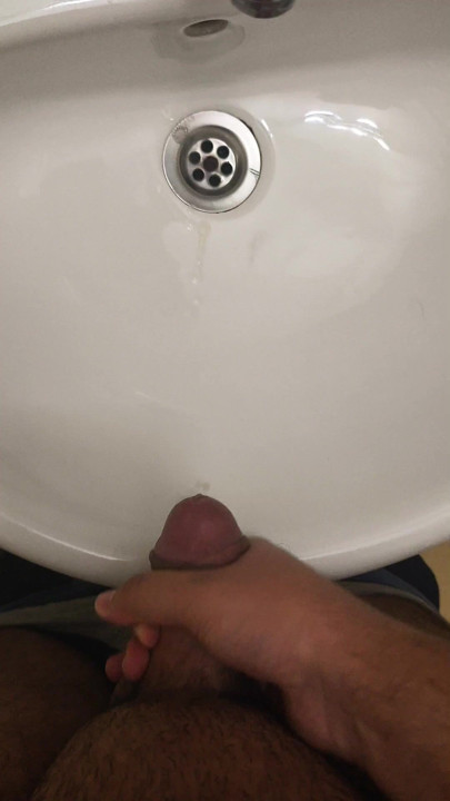 I masturbate and cum in the bathroom