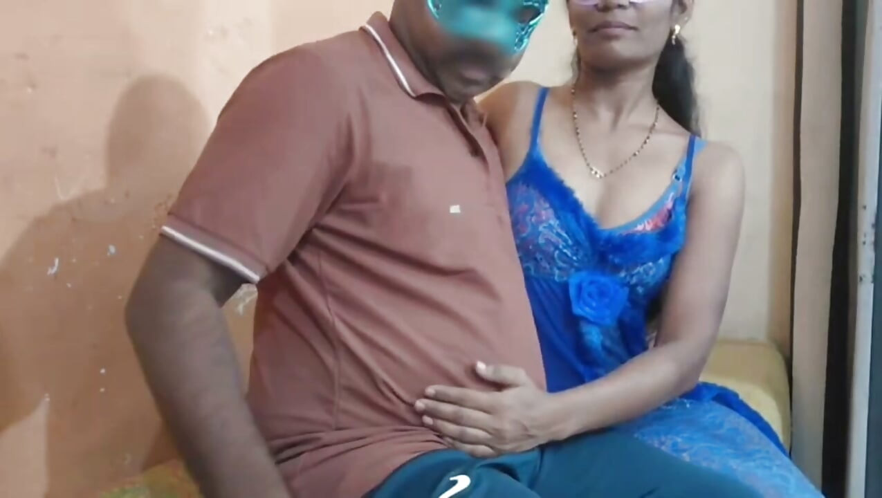suami gay dan isteri lesbiannya blow job dengan jirannya dan suami isteri fuck bontot, threesom seks real indian