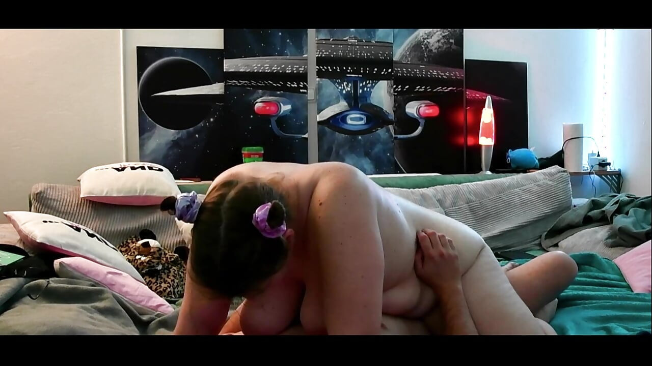 Massage and Blowjob Lead to a Hot Ride