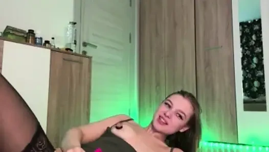 Жесткий трах с Jucielussie зажимами для сосков