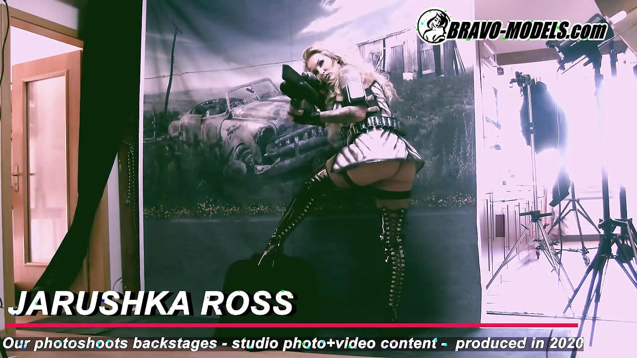 384-Backstage φωτογράφηση Jarushka Ross - Ενηλίκων