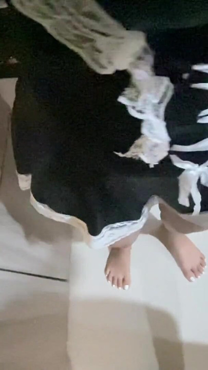 Θεαματική στιγμή από το "I can't stand to see my maid's sexiness"