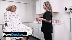 Pervdoctor - अति कामुक बेब हो जाता है उँगलियों और गड़बड़ द्वारा उसके डॉक्टर और नर्स परीक्षा के दौरान