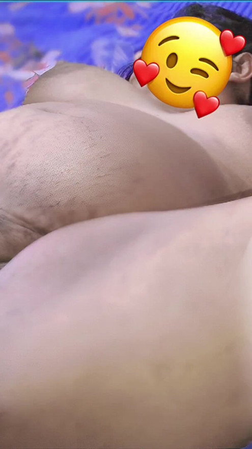 Beautiful BBW MILF Aunty Sex With Hindi Audio | Clip 2