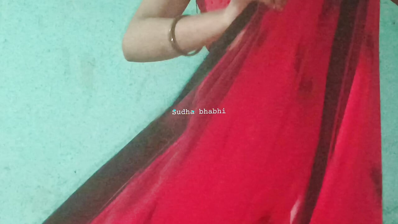 Sudha bhabhi ne saree wearing sudha bhabhi ne saare undressed kar rakh de.