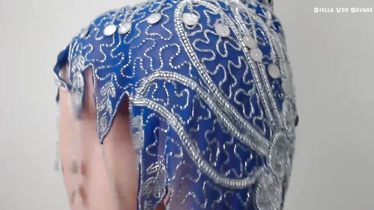 Belly Dancer's Bootyshaking Ass Worship