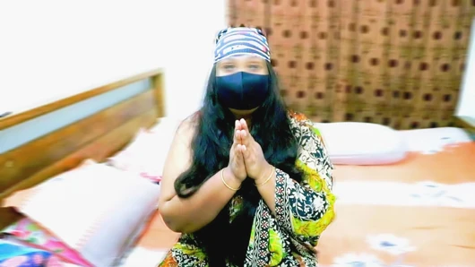 Güzel Hintli üvey erkek kardeş ve aldatan üvey kız kardeş seks, gerçek 18+ desi romantizmi, bangla edepsiz konuşma xxx video
