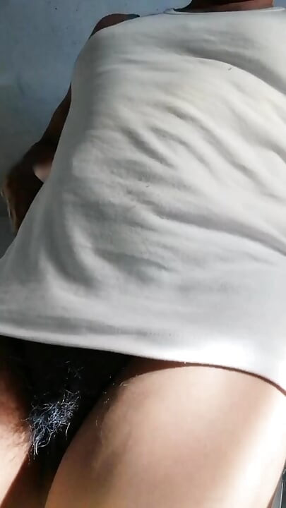 With open thong m