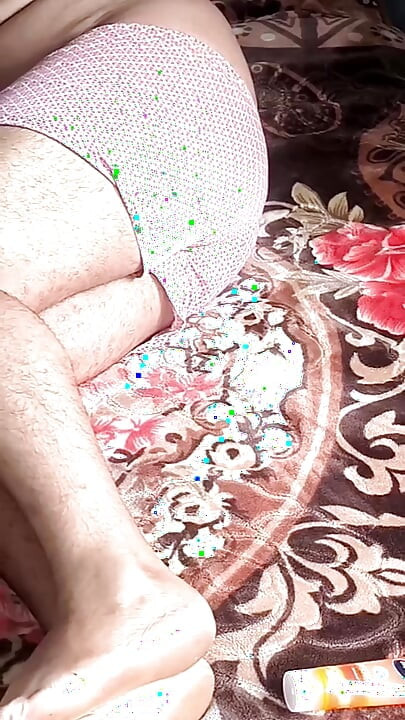 Arapska drolja iz Katara jebe kurac grozan crni kurac