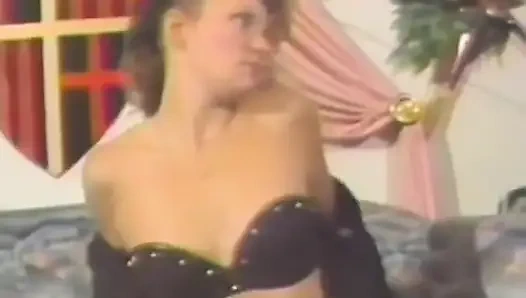 Bu nostaljik çiftten mastürbasyon ve sert eylem