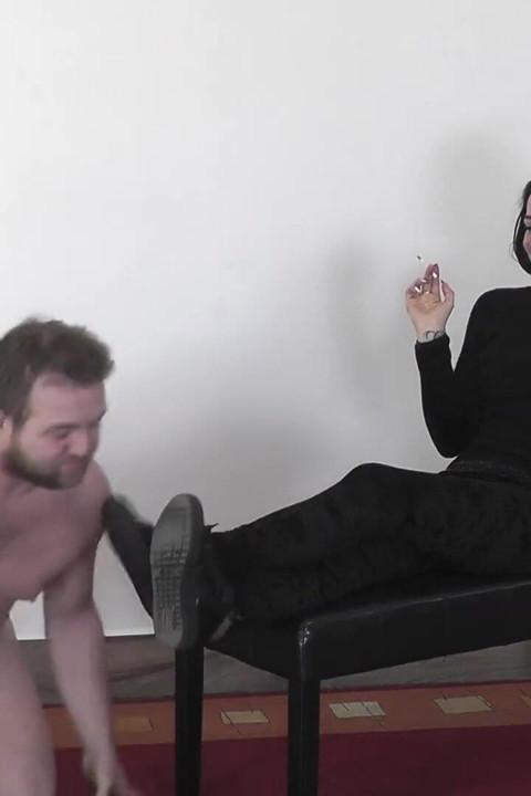 Mistress Dyanna Smokes While Cleaning Shoes