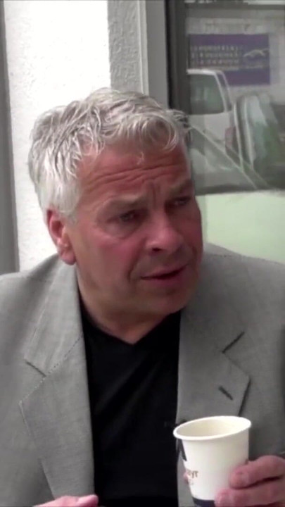 Key moment from "Notgeile Milf fickt mit fremden"