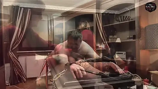 Domlady mia - köle için terör cezası - eğitim: göt sikiş makinesi tarafından sikiliyor - bölüm 1