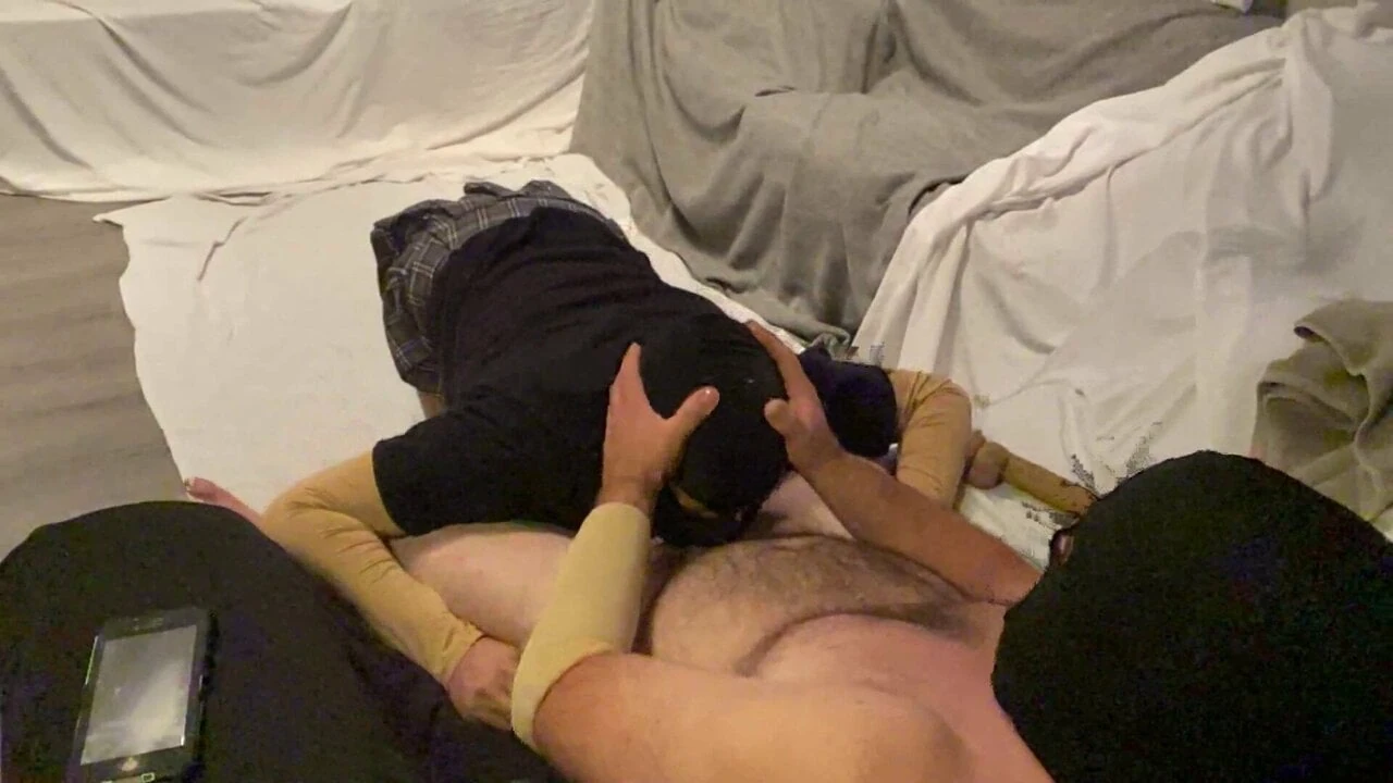 Fag cumslut dává deepthroat cumpletion pro str8 alfa