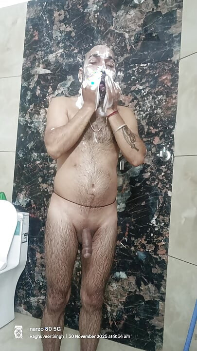 Người đàn ông Ấn Độ thích làm tình với