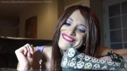 GODDESS HUMILIATRIX HUMILIATRESS GIANTESS