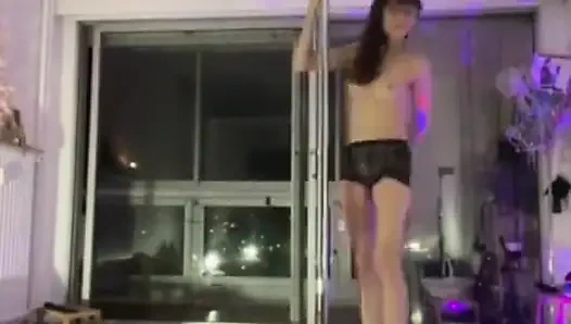 Hot Dancer