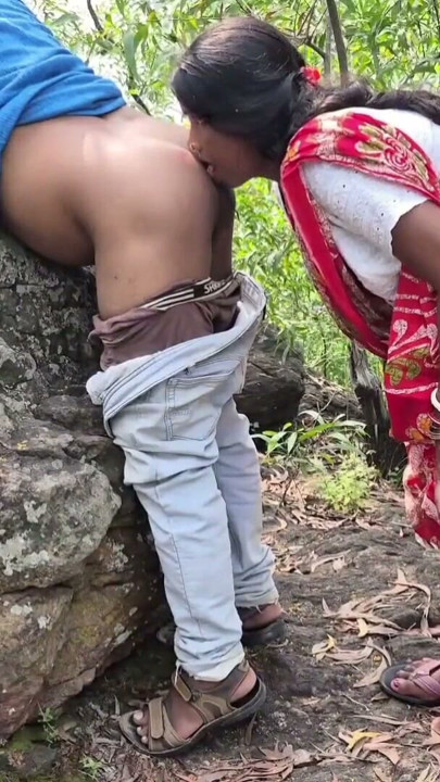 Sona bhabhi outdoor fucking with  her brother-in-law, Sali jamaibabu chudachudi bengali audio | Clip 2