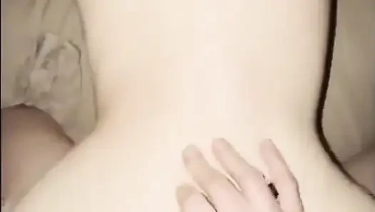 Tyler versohlt harte morgana mit einem Metallkabel, Buttplug drinnen!