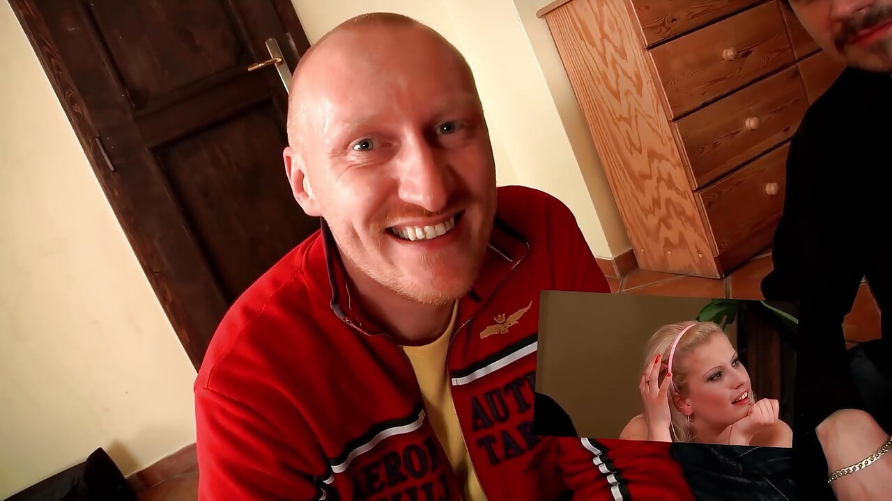 Sing ka bana huaa gora do lnd chahta hai aur uske pati dekhta hai aur jhatke bnd