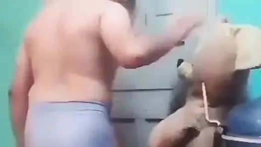 Boksör içindeki İsa penisine dokunuyor bölüm 6