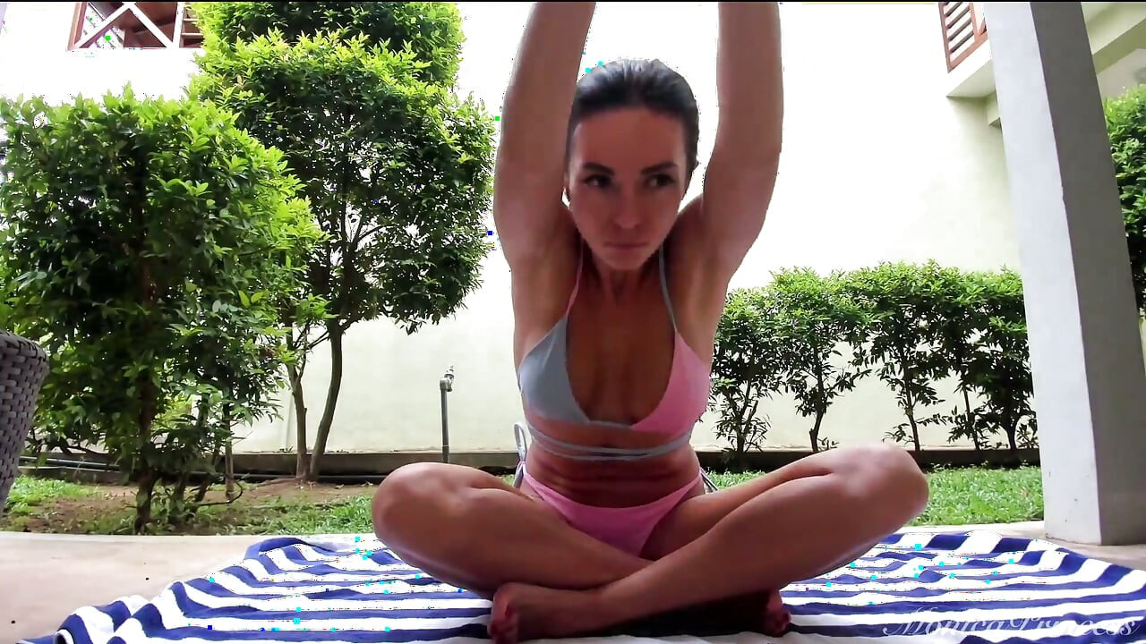 Curvas de yoga que te harán duro