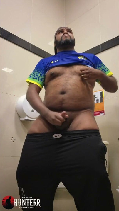 in the bathroom cumming | Clip 1