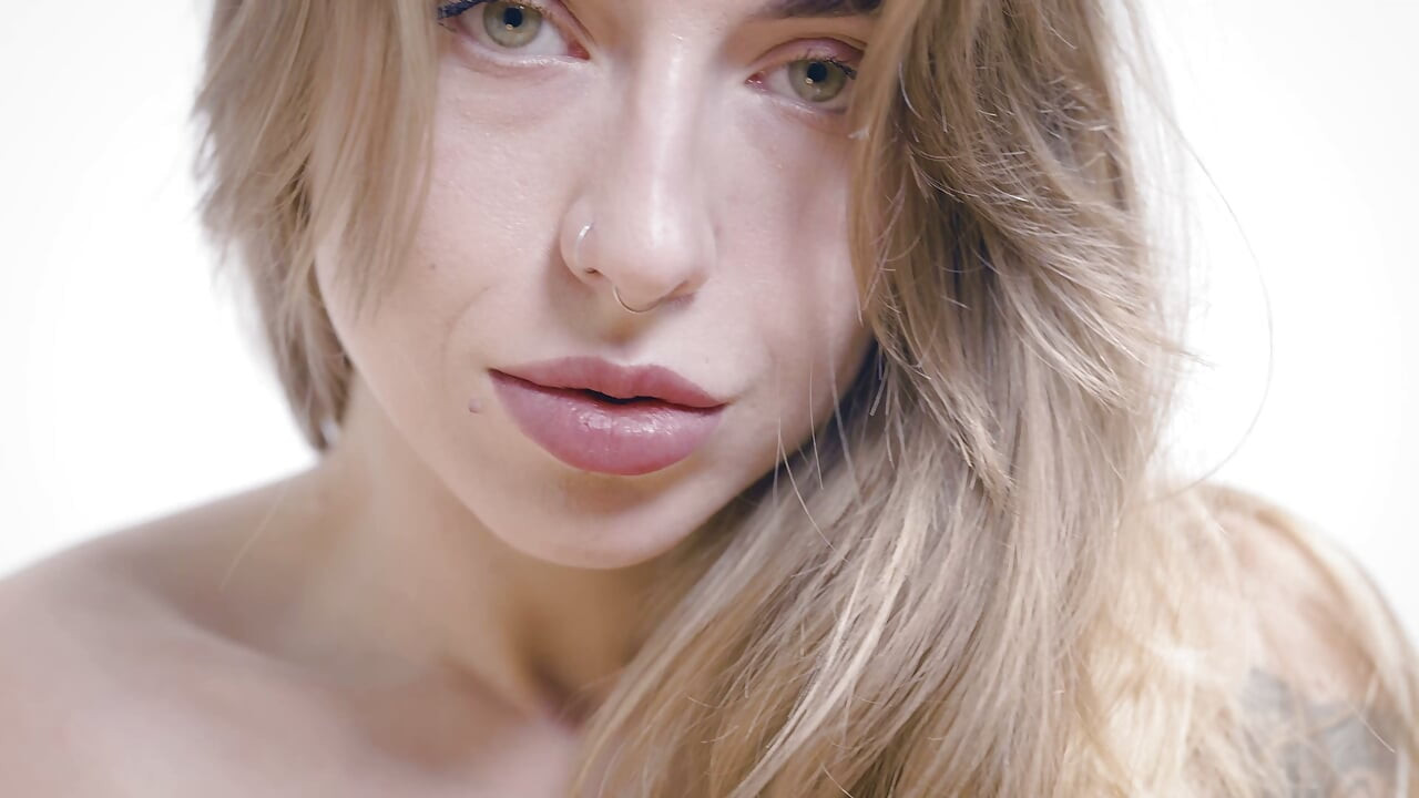 Behind the Scenes - Anastasiia Full Nude
