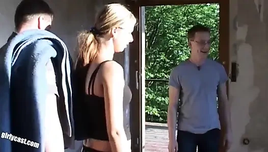 Сладкую Melanie сняли и трахнули