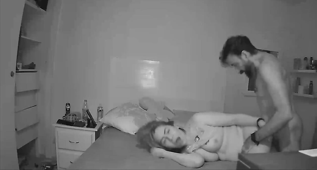 Moja żona budzi mnie, żebym to ssał, a ja w końcu jeżdżę