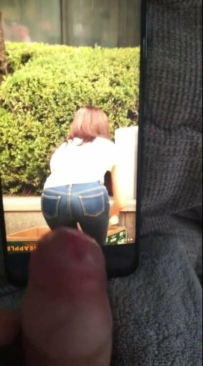 Cumtribute to momoland bitch nancy2