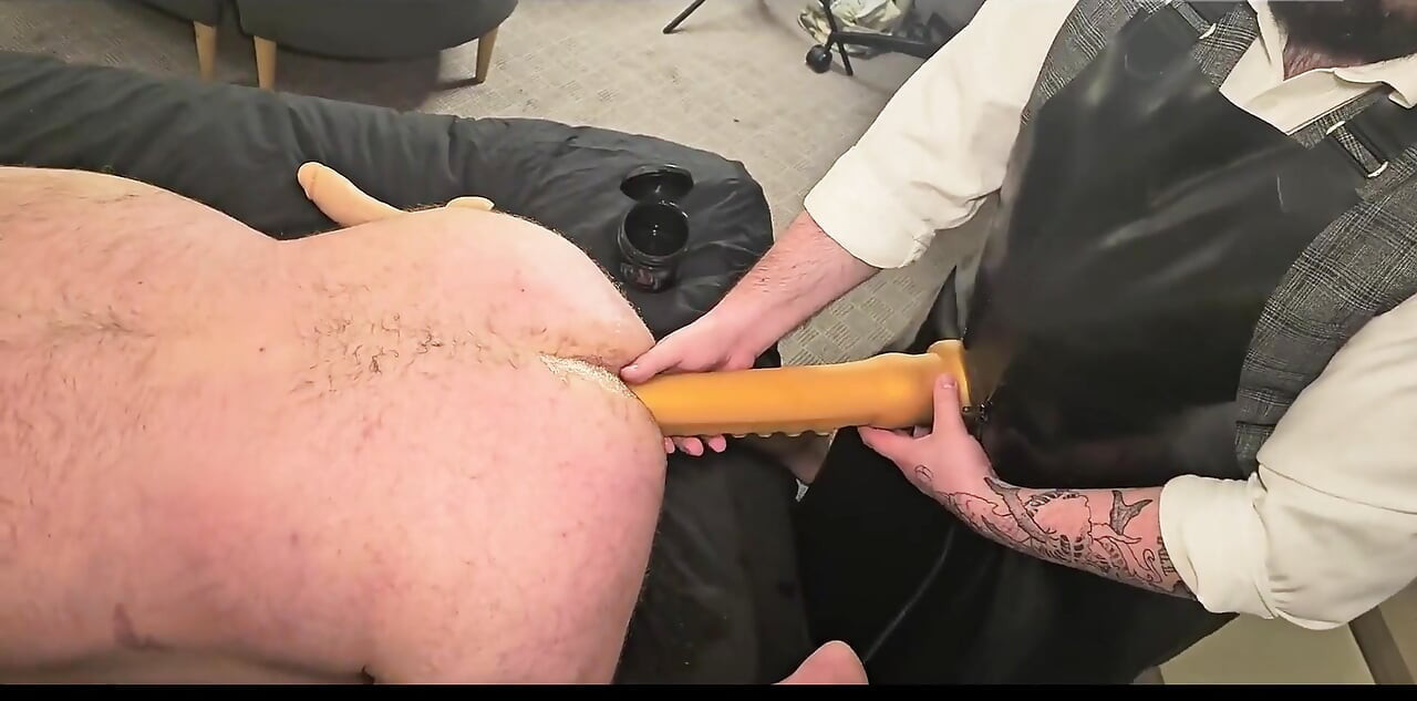 Chubby Bear Dildo Play