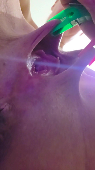 Ana Liz tortures and stretches her tight pussy with tweezers in close-up... | Clip 1